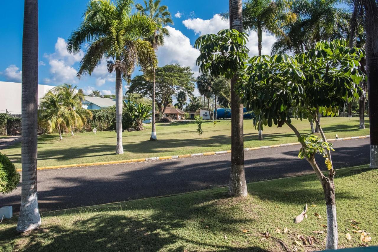 Apartment Point Village Orange Bay