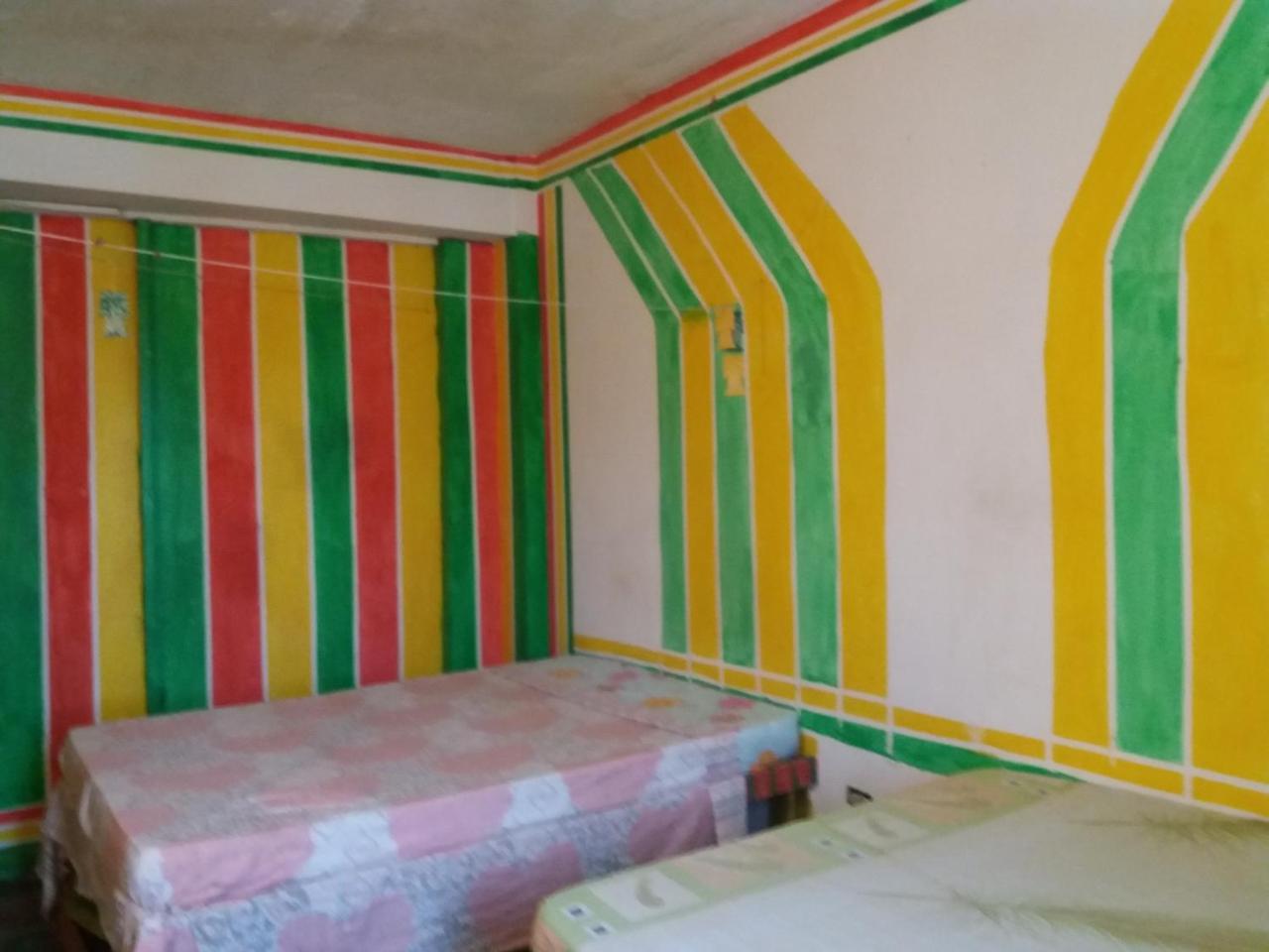 Hostel Jungle In Town Port Antonio