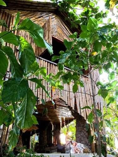 Great Huts Hotel