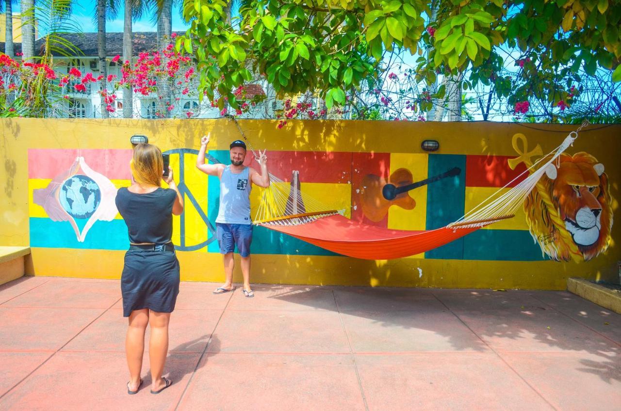 Reggae * Ocho Rios