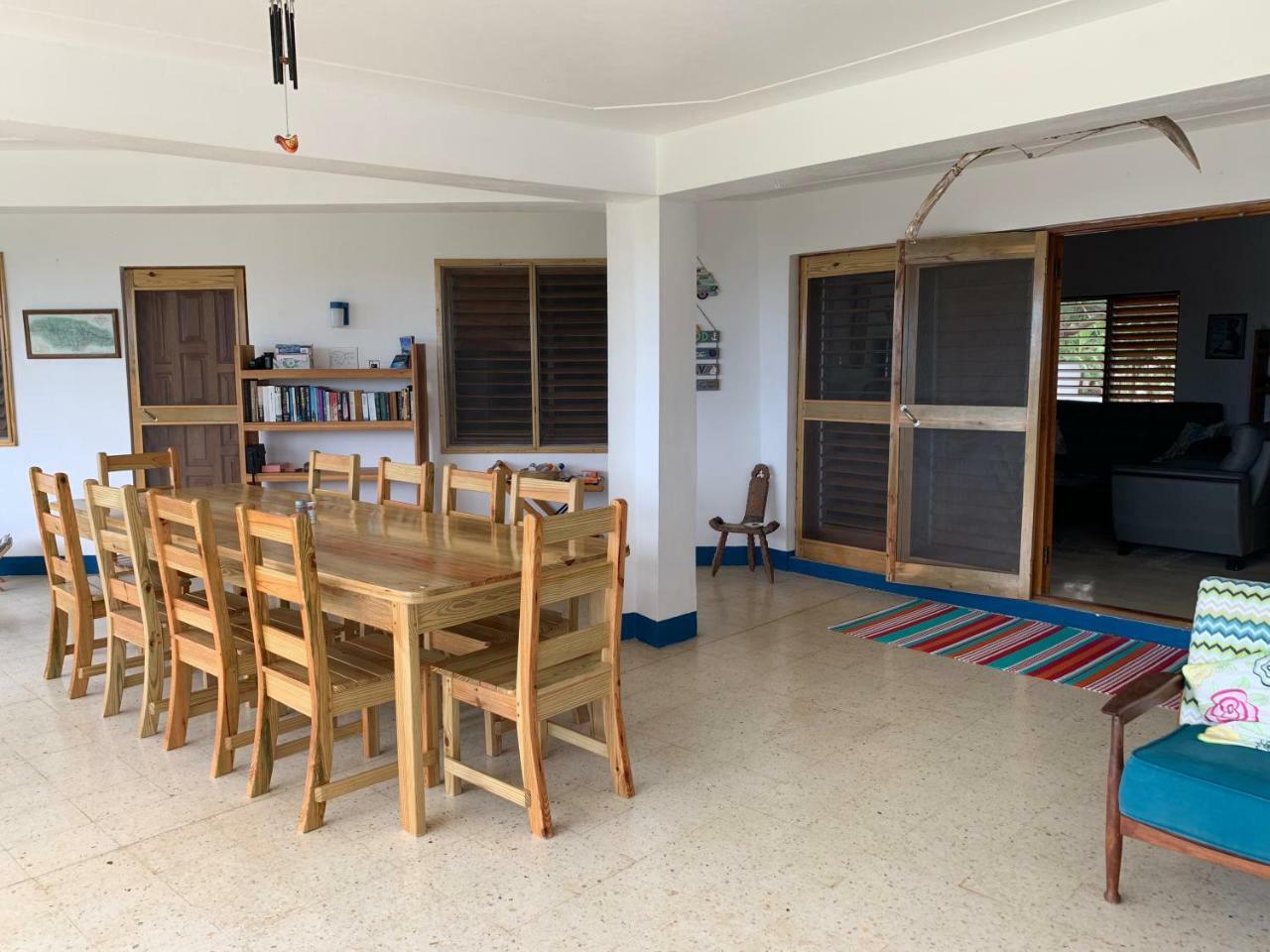 Butterfly Hill Villa & Studio Apartment Villa
