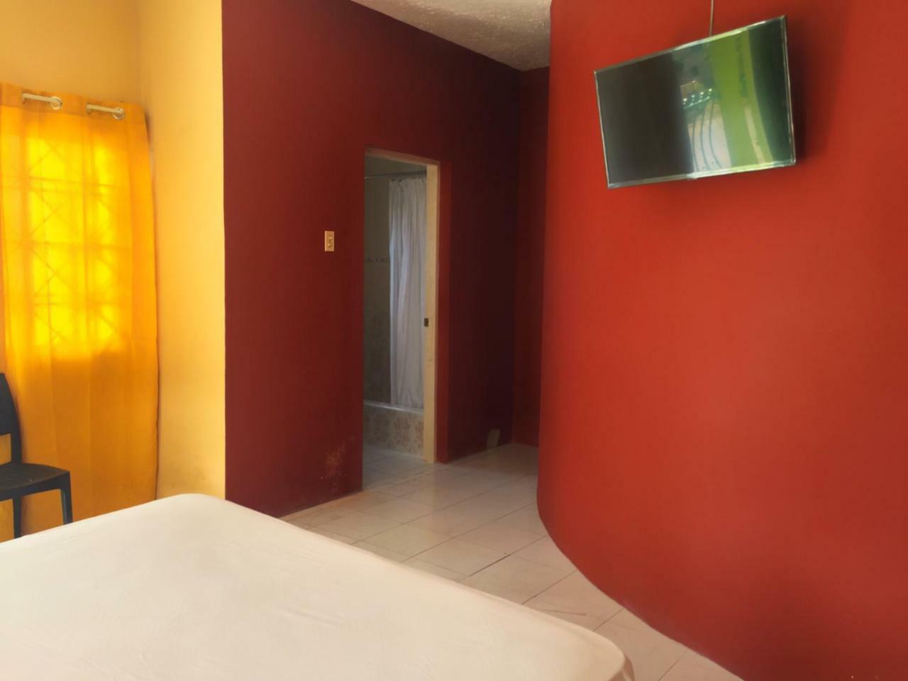 Yaad Hostel Montego Bay