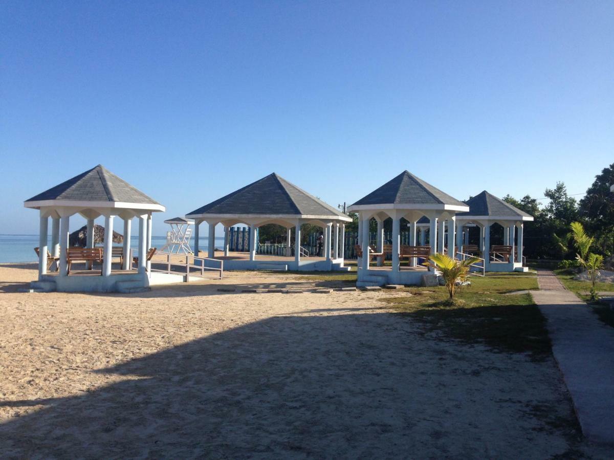 Falmouth Oasis Ferienhaus *