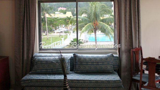 Paradise Turtle Towers Hotel 4*