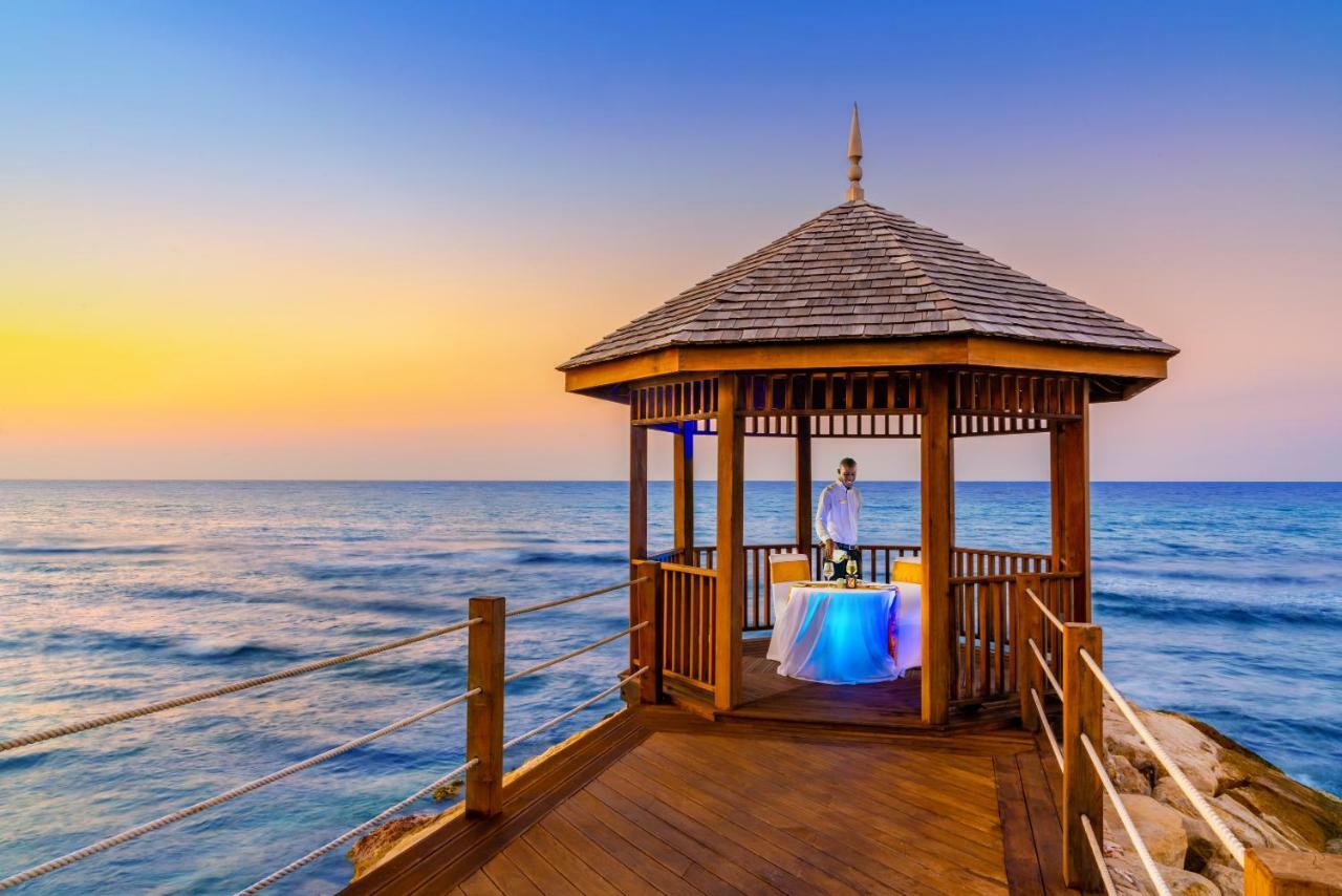 Jewel Grande And Montego Bay