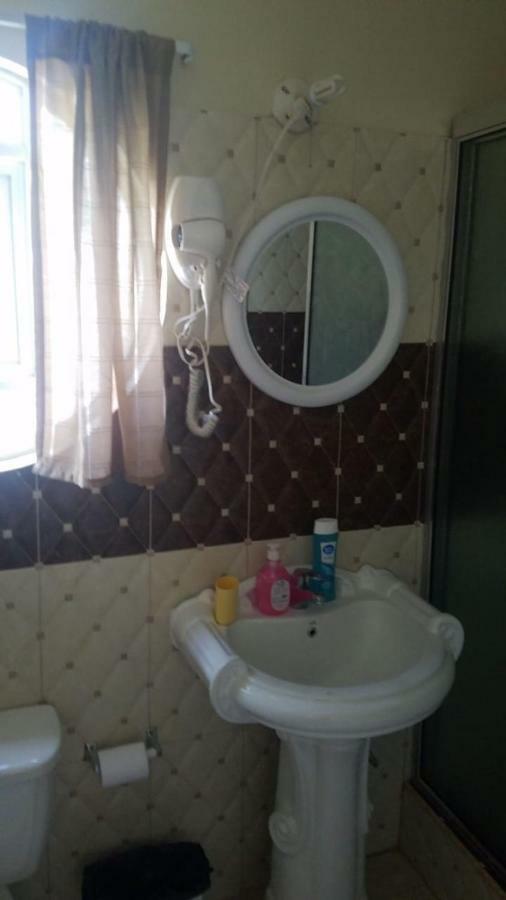 Chill On The Hill Apartamento Ocho Rios