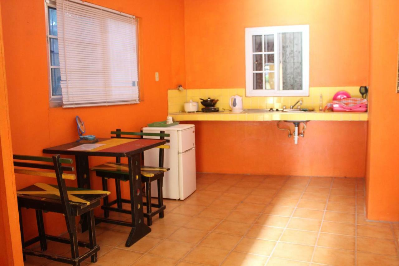 Guest house Labrish Kingston