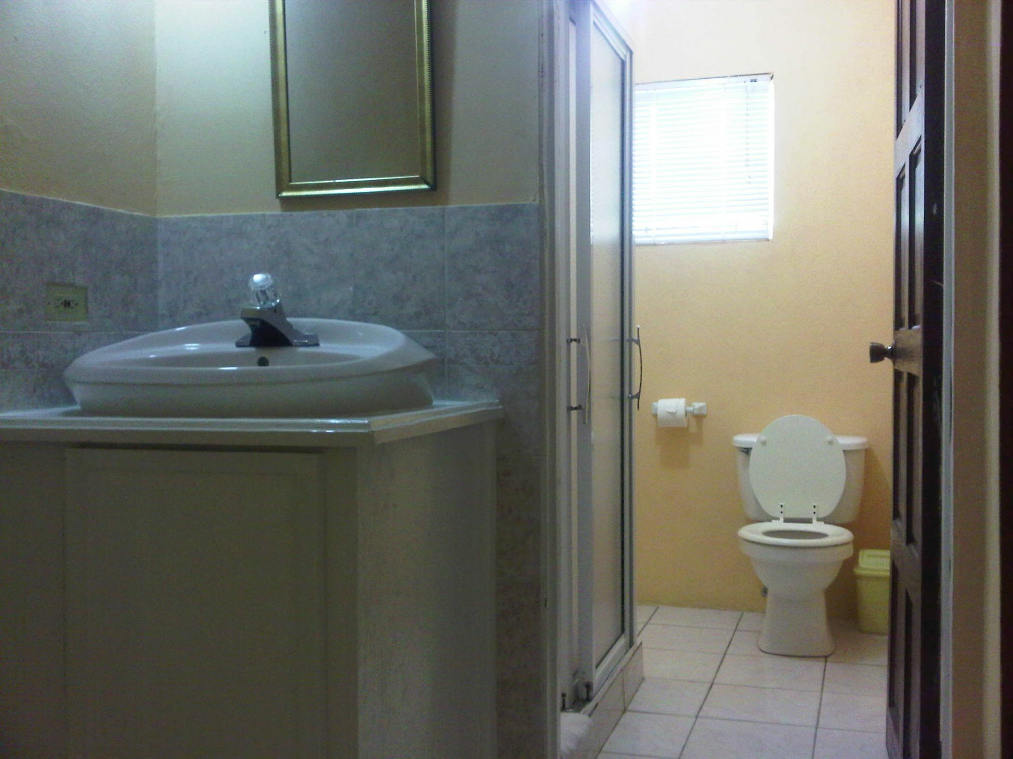 Guest house Treasure's Comfort Claremont