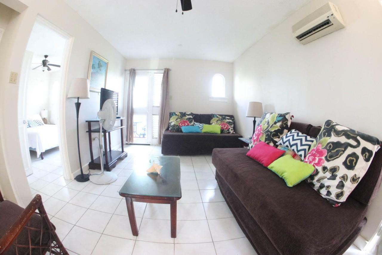 Apartment Point Village