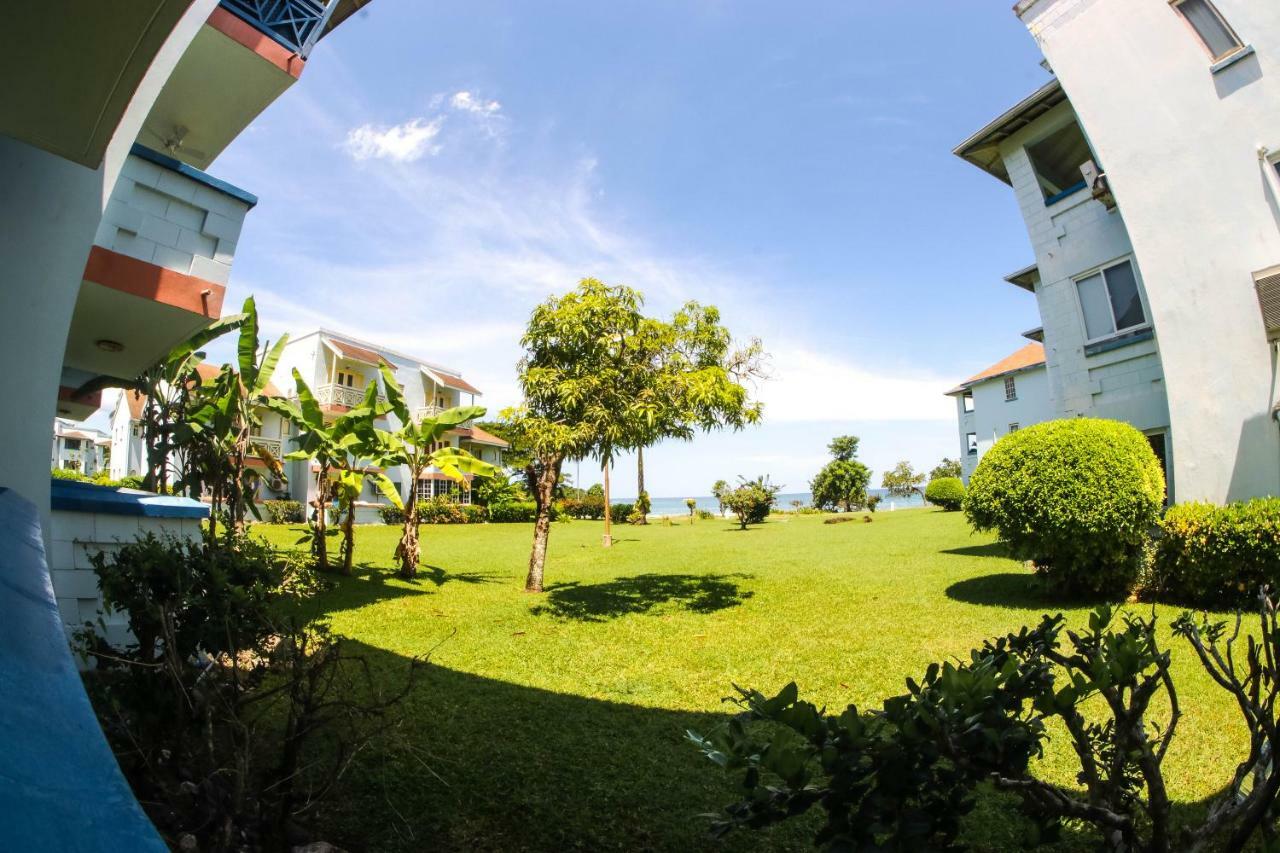 Apartment Point Village *