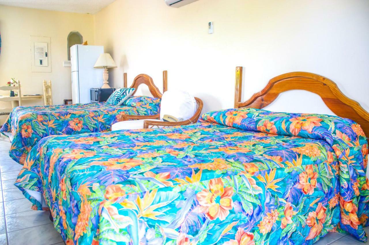 Point Village Apartment *
