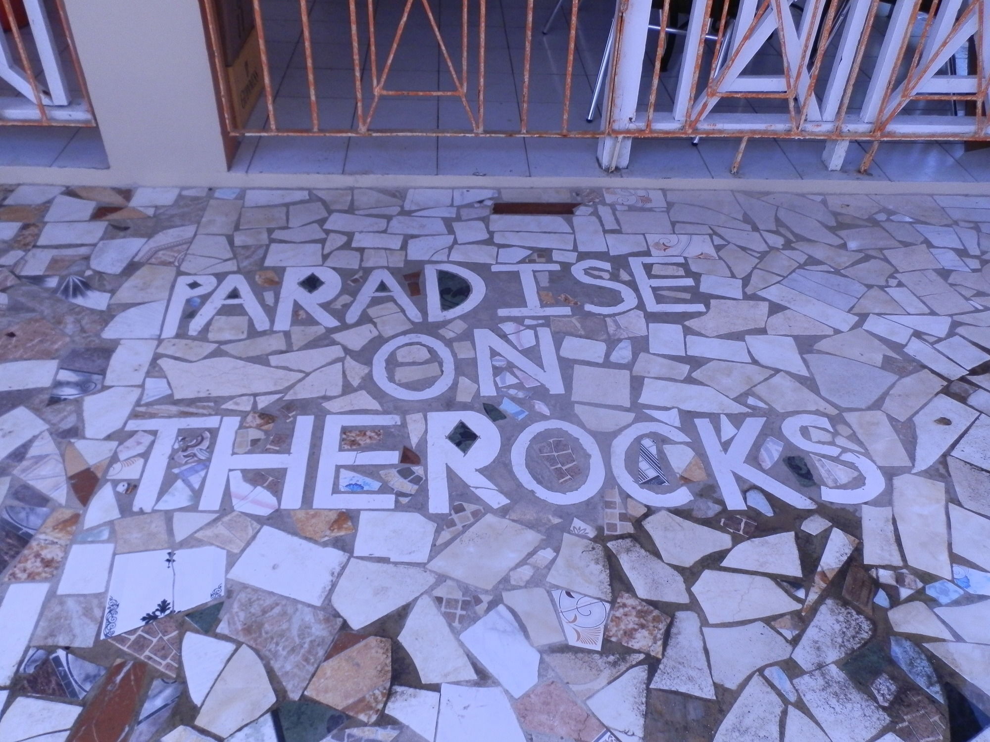 Hotel Paradise On The Rocks Negril