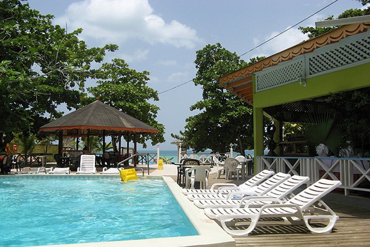 Merrils Ii Hotel
