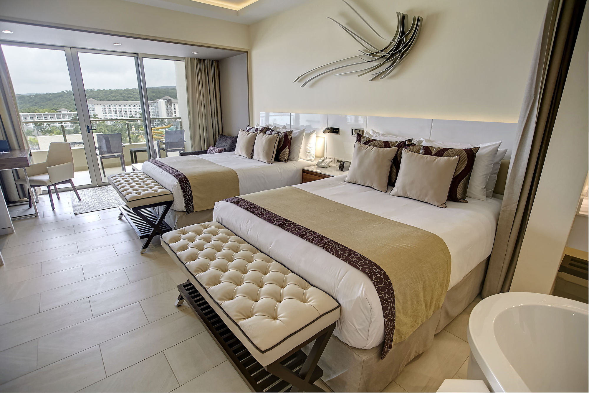 Royalton Blue Waters Montego Bay 4* Falmouth