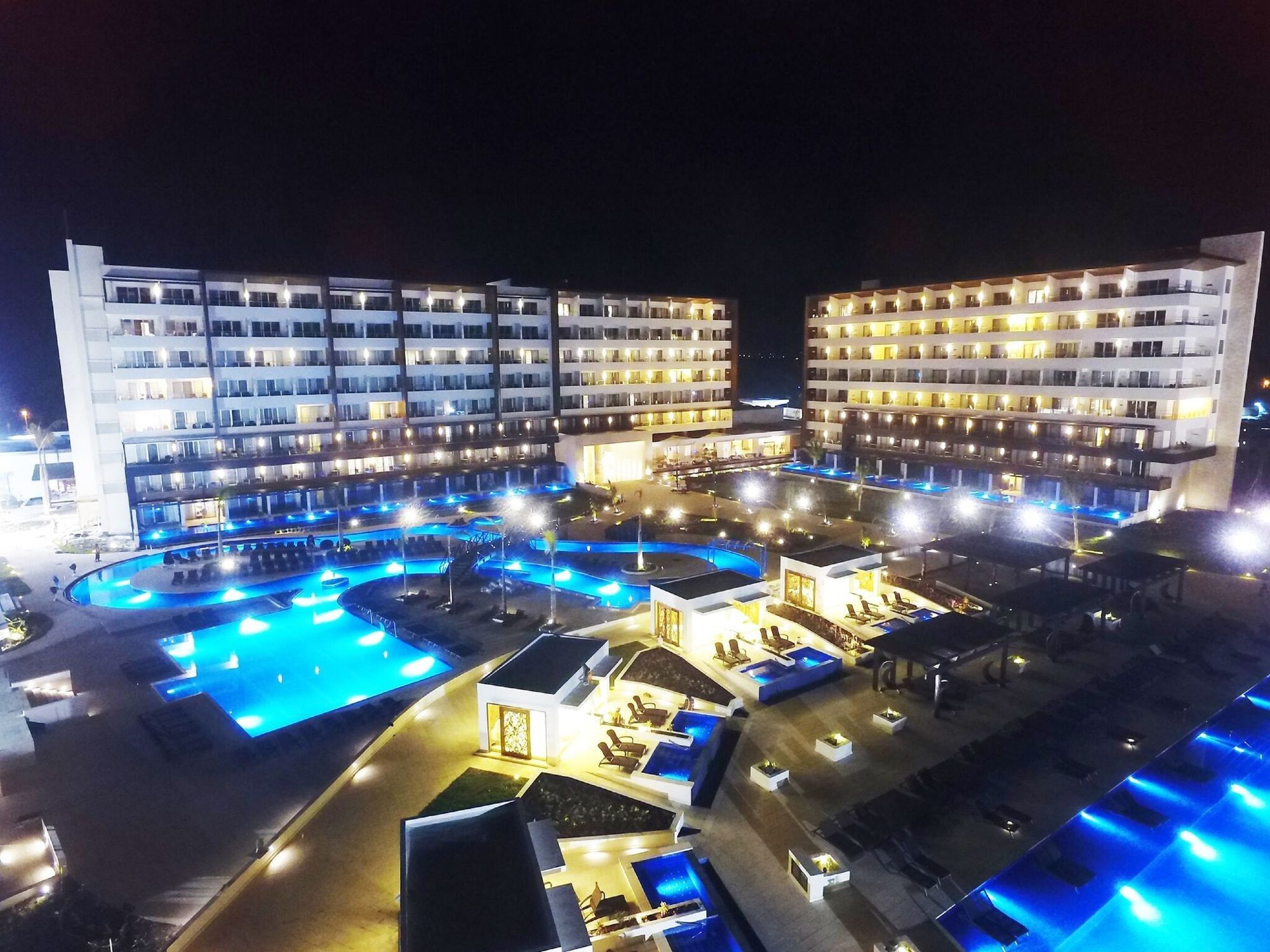 Royalton Blue Waters Montego Bay Hotel 4*