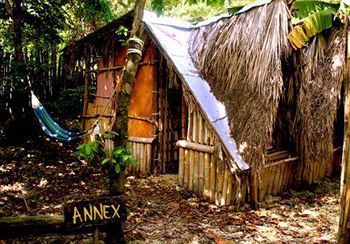 Great Huts Hotel
