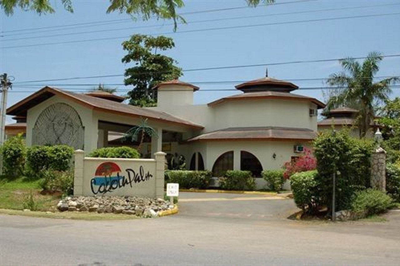 Coco La Palm Hotel 3*
