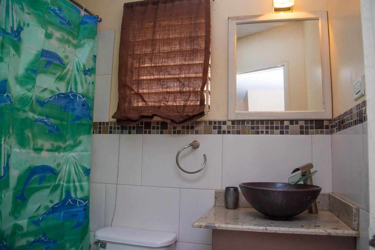 Finest Apt # 421 Bloc # 4 Marley Manor 6 Marley Rd Kgn 6 Apartamento