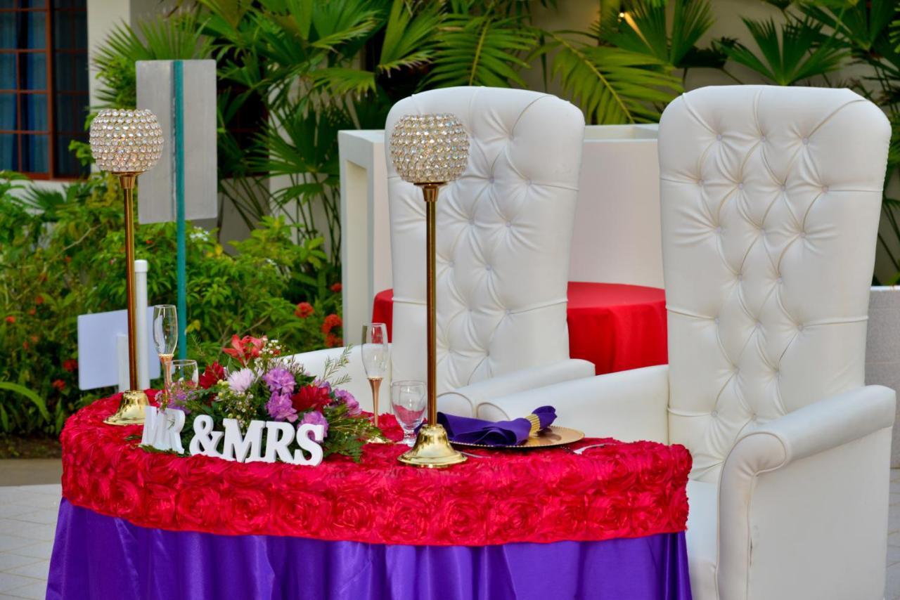 Coco La Palm Hotel