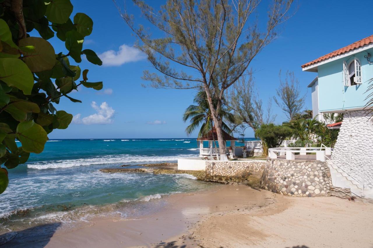 Hotel Edgewater Beach - Beach Front, Close To All Attractions Saint Maryʼs