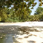Bonne Amie Villa