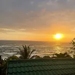 Villa Rasta - Ocean View Bungalows