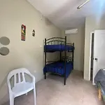 Inez Roots Hostel Montego Bay