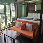 Kingsworth Bed And Breakfast