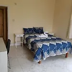 Arms Of Charms Guesthouse