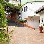 Mandeview Hotel