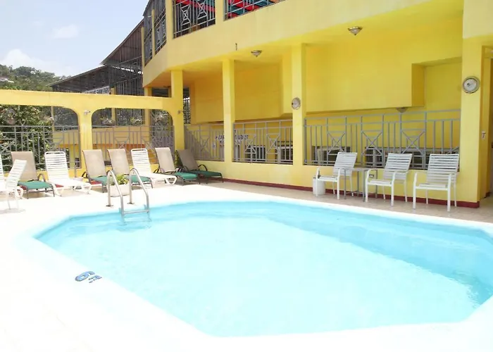 Executive Shaw Park Guest House