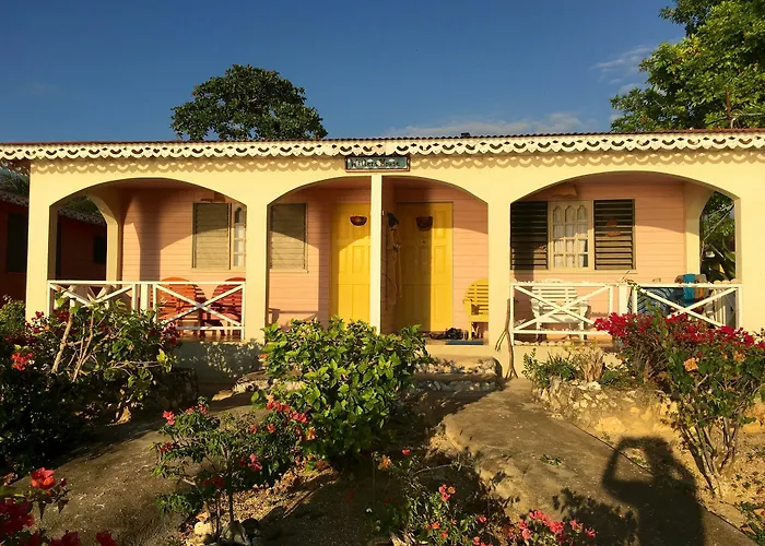 Little Bay Cabins
