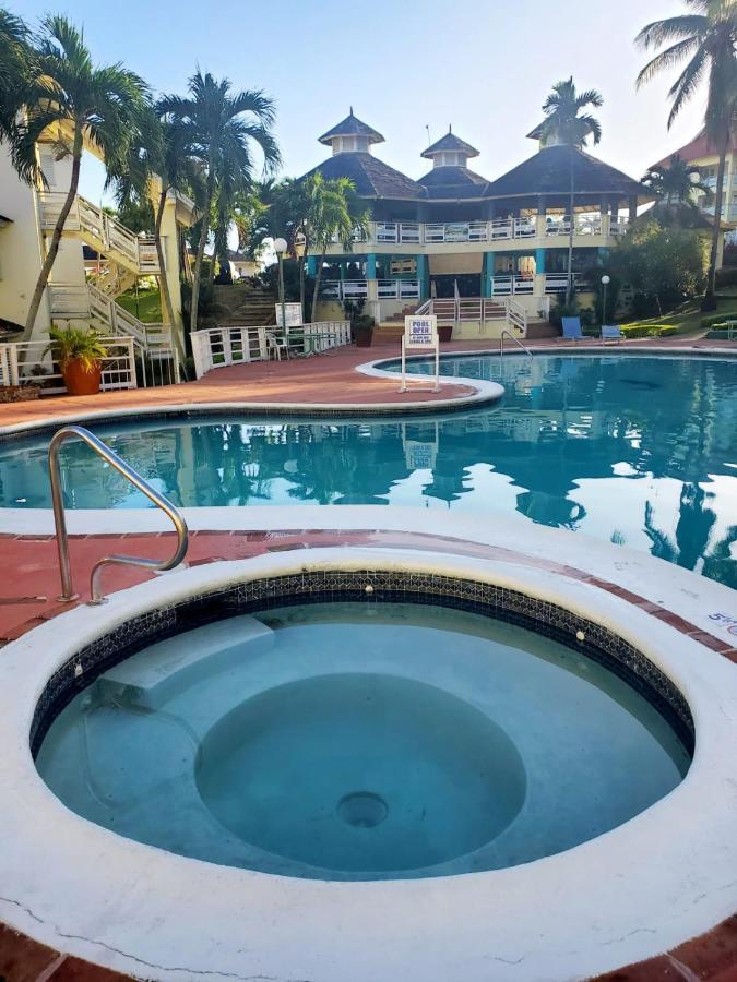 Apartment Mystic Ridge Paradise