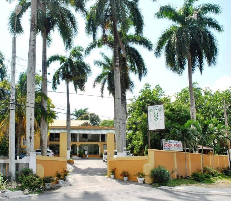 Palm Bay & Restaurant Guest house *