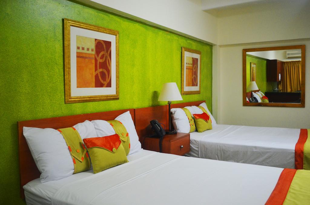 Suites Hotel 3*