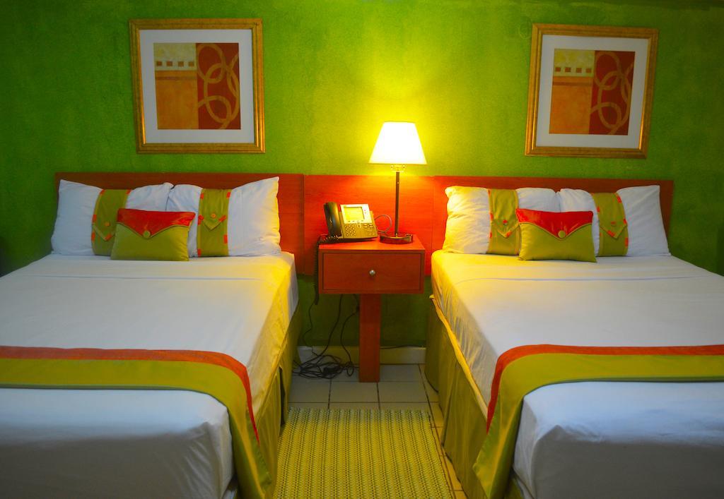 Hotel Suites