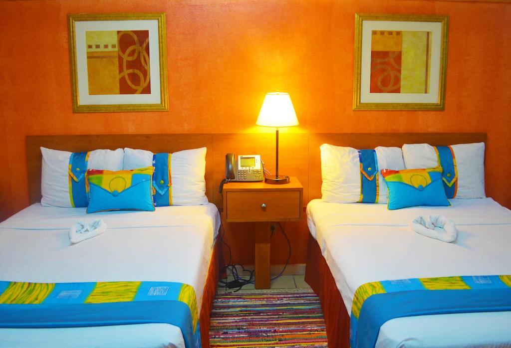 Suites Hotel Ocho Rios