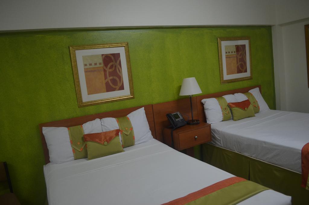 Suites Ocho Rios