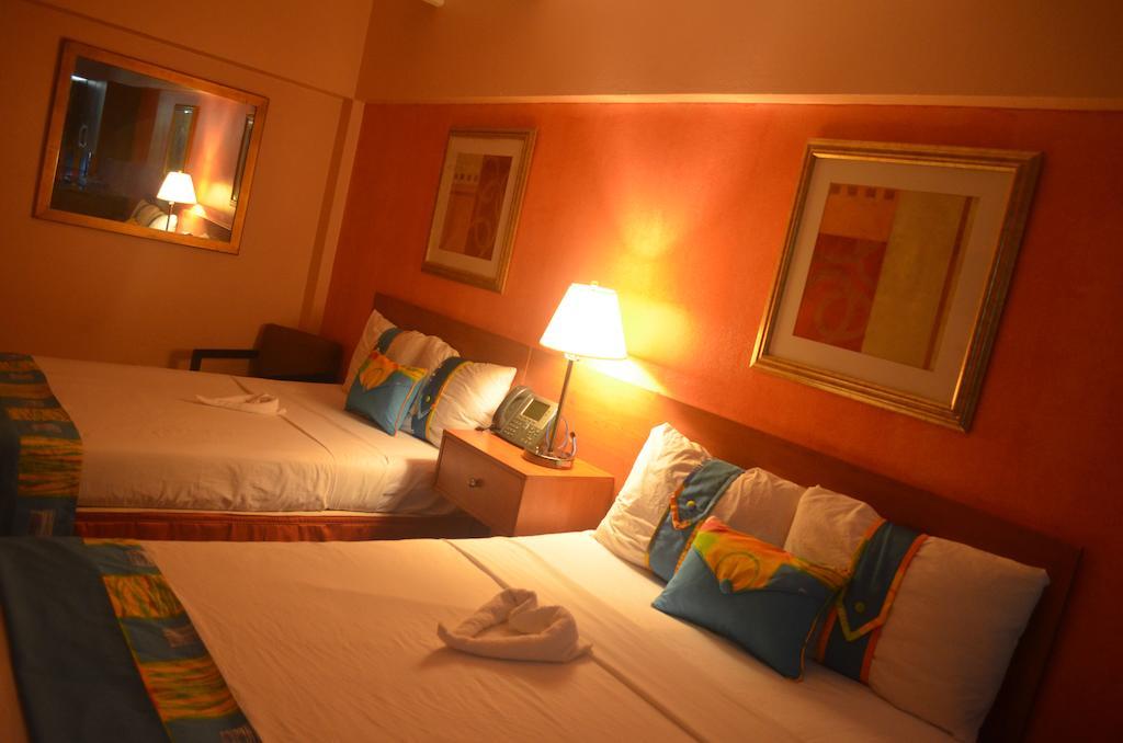 Suites Hotel