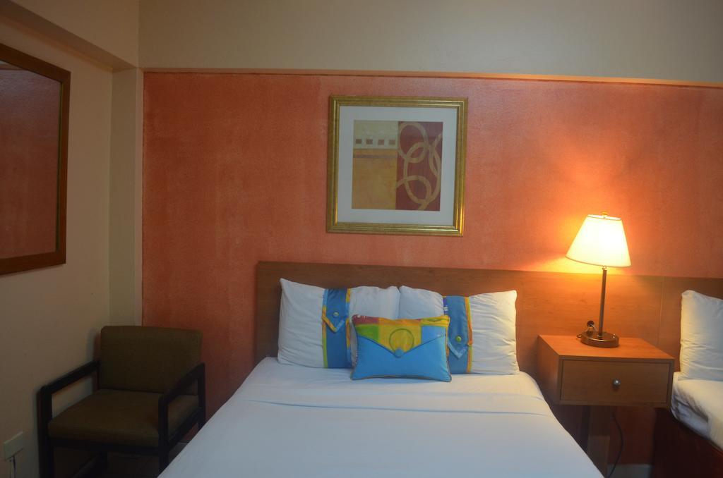 Suites Ocho Rios