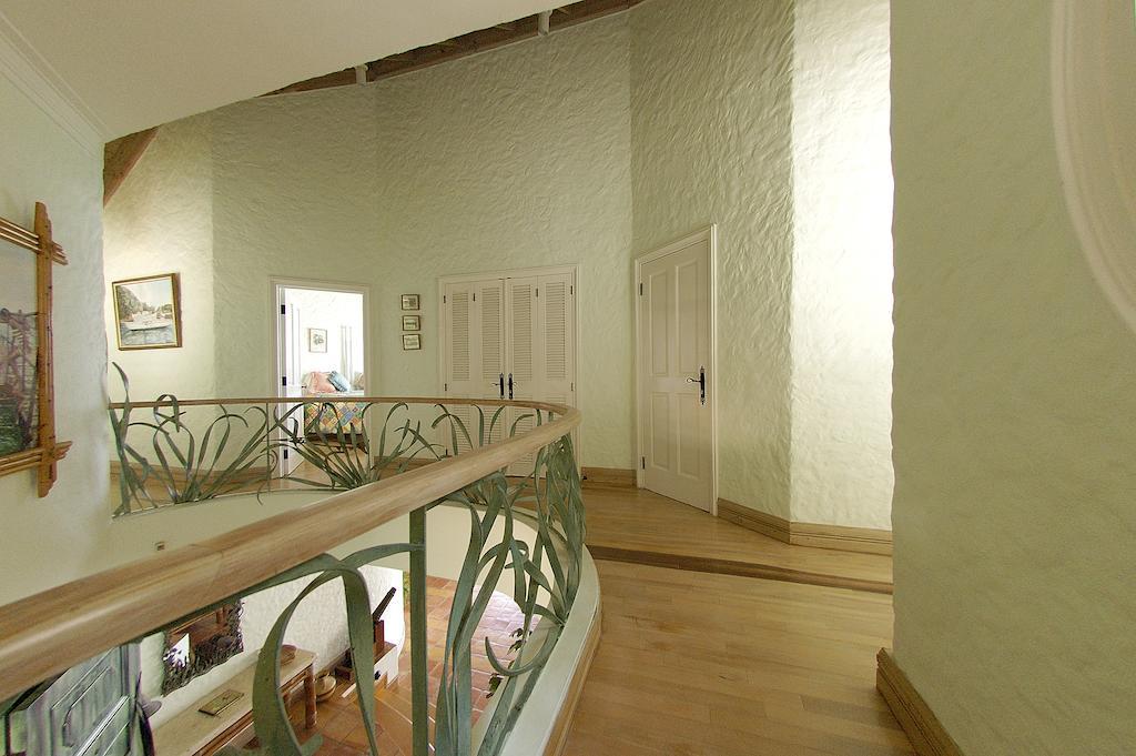 Bonne Amie Villa