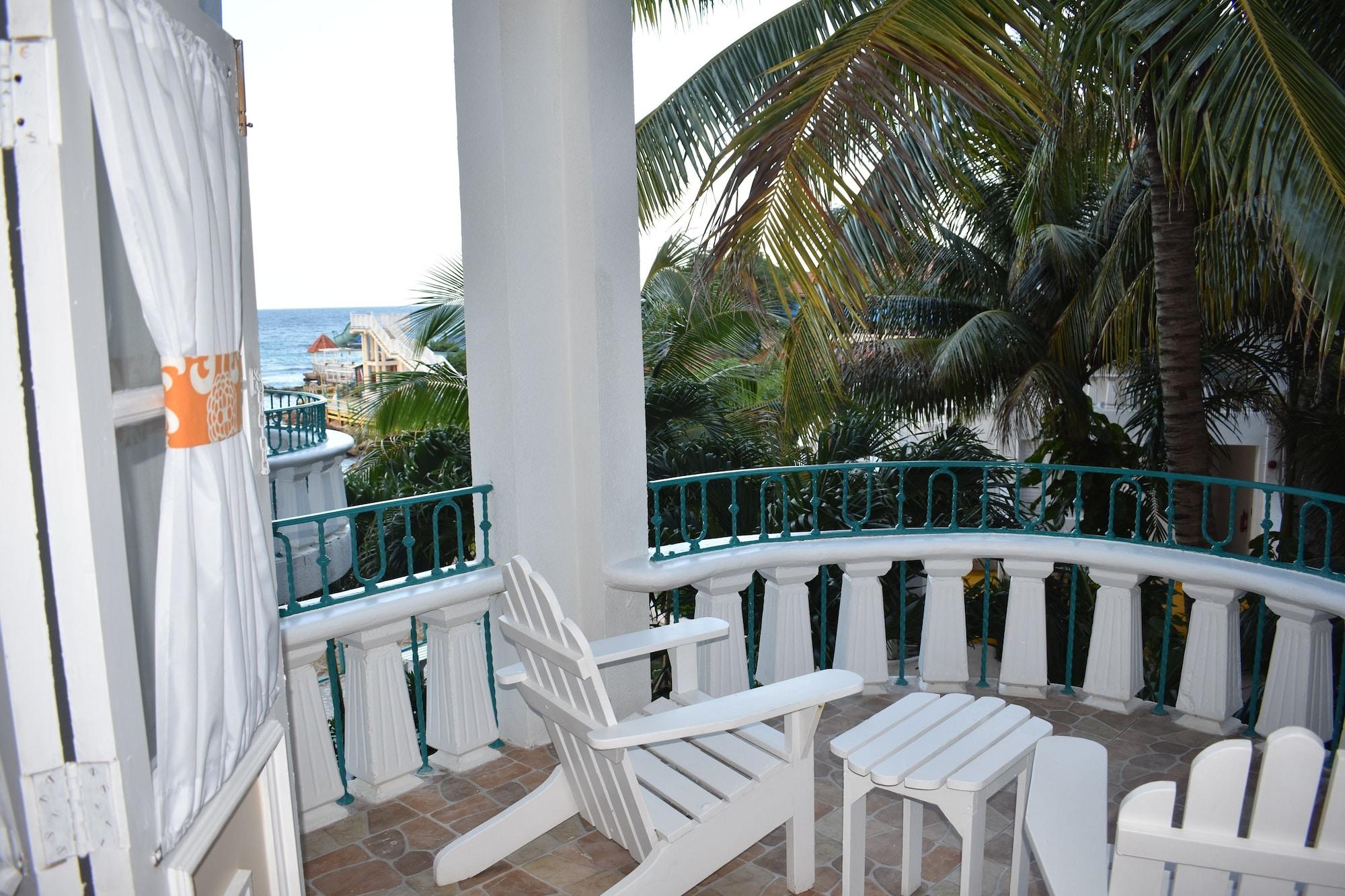 Resort Franklyn D & Runaway Bay