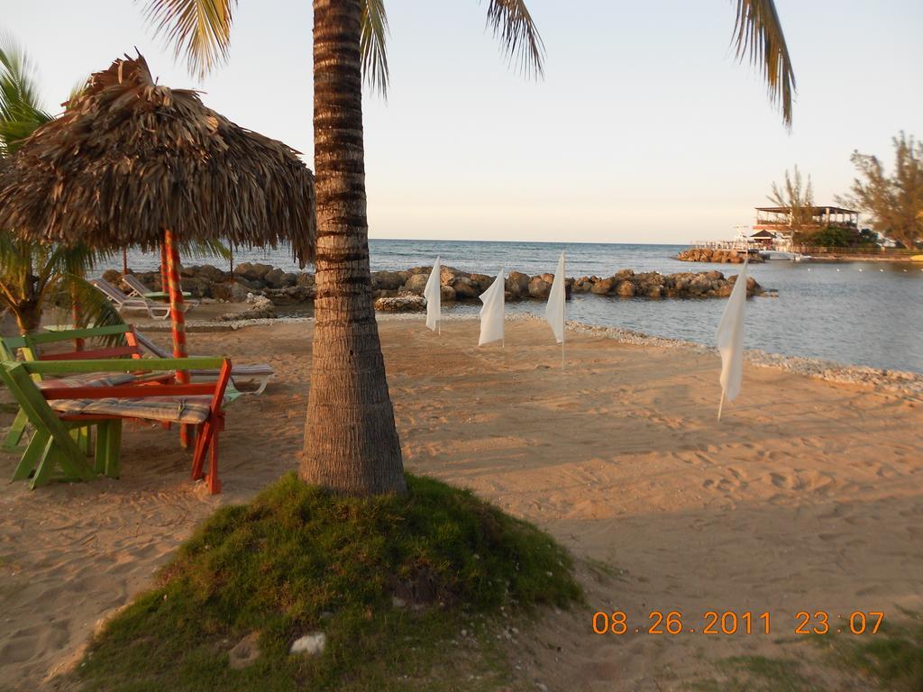 Pipers Cove Resort Runaway Bay