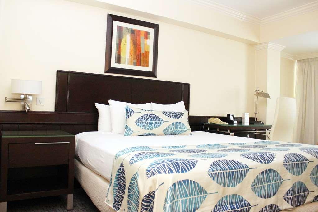The Jamaica Pegasus Hotel 5*
