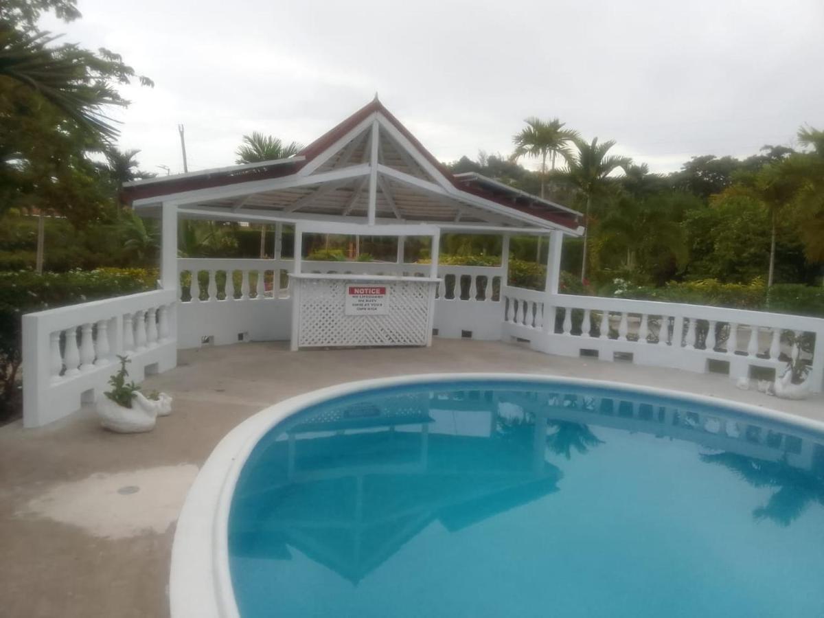 Whistling Villa *