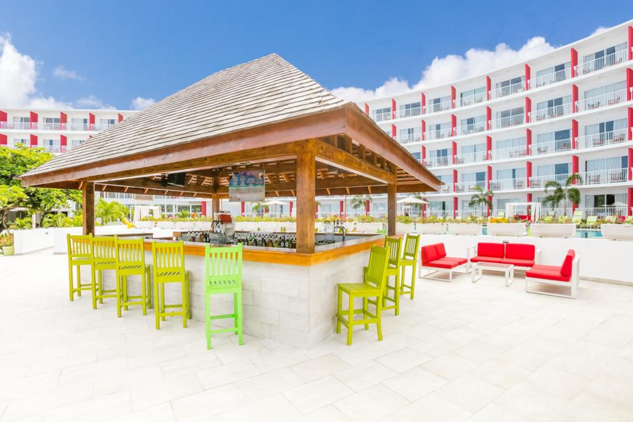 Grand Decameron Montego Beach, A Trademark Resort 3*