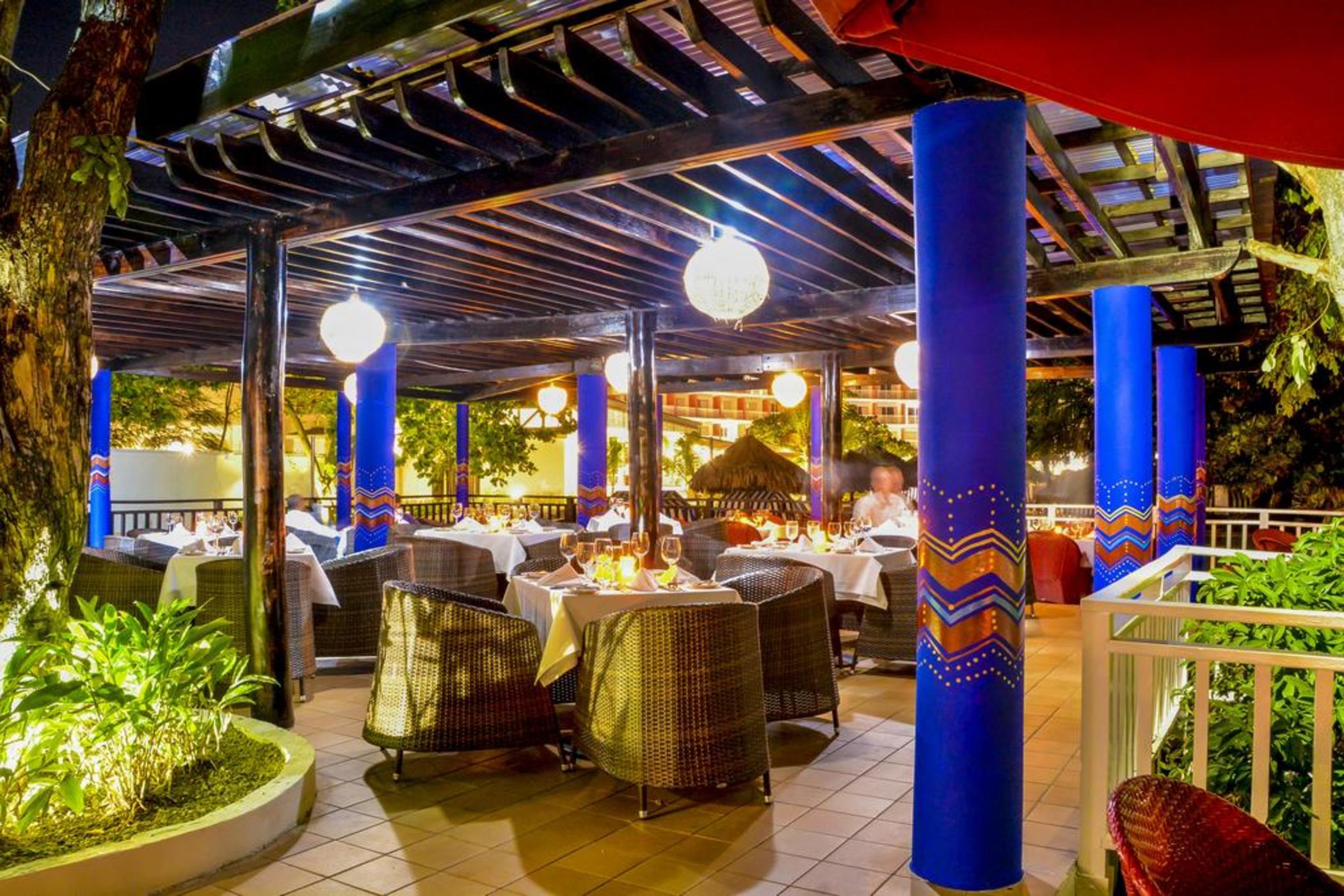 Grand Decameron Montego Beach, A Trademark Montego Bay