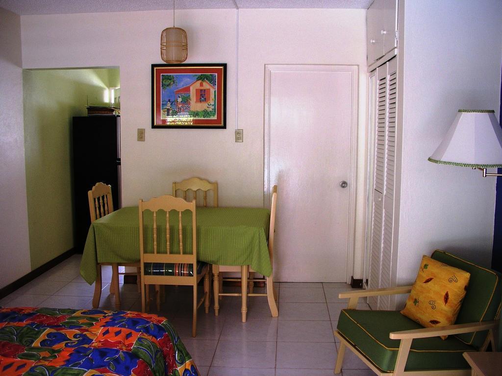 Aparthotel Chrisanns Ocho Rios