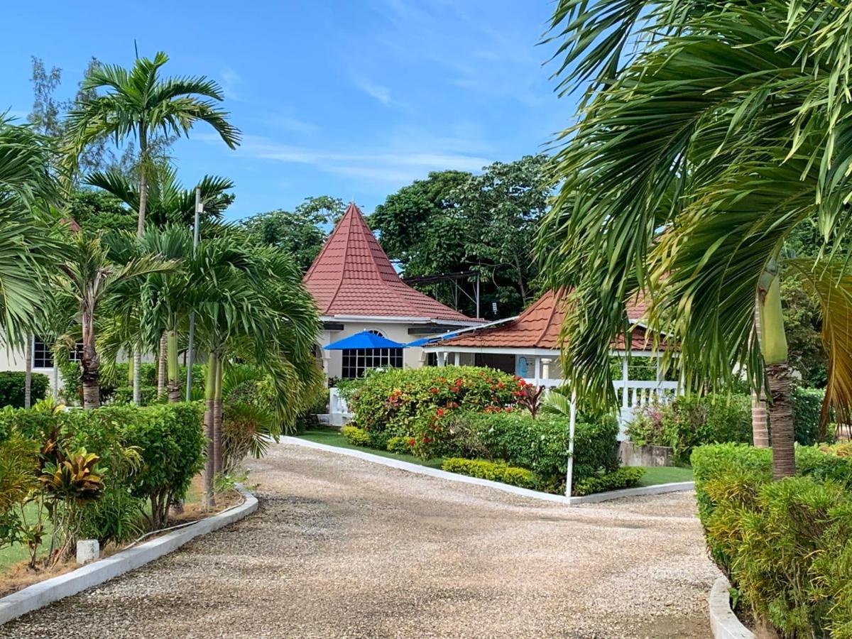 Villa Whistling Runaway Bay