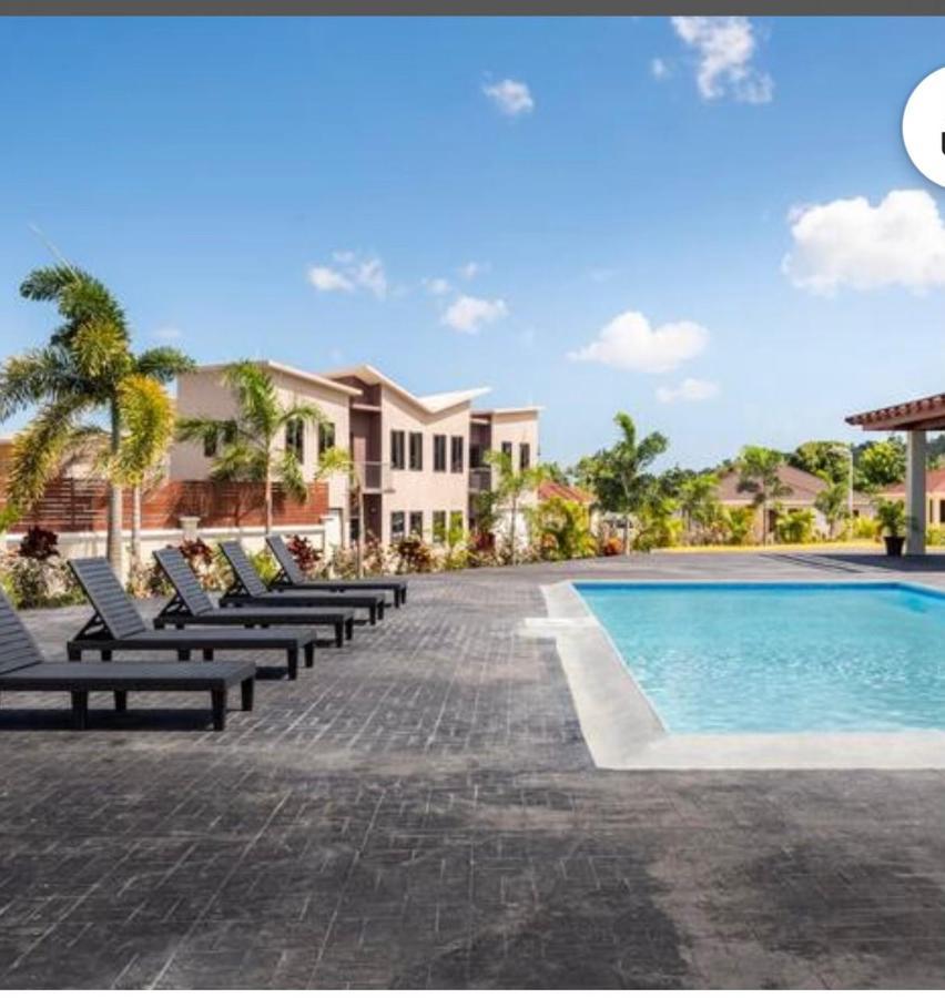 Ferienhaus Luxurious Royale- 5 Min Drive To *